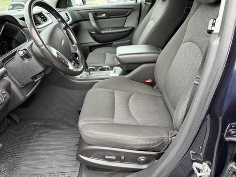 Used 2016 Chevrolet Traverse LT AWD/4WD image 17