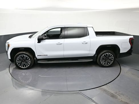 Used 2026 GMC Sierra EV Denali AWD/4WD image 16