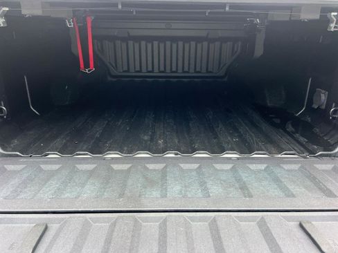 Used 2024 Chevrolet Colorado LT w/ LT Convenience Package III image 19