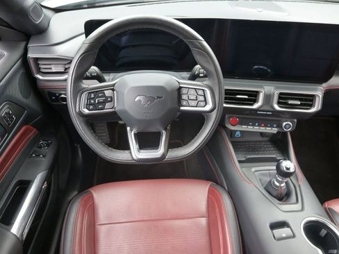 Used 2024 Ford Mustang GT Premium image 13