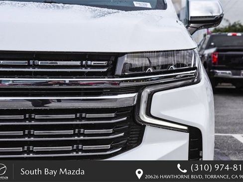 Used 2023 Chevrolet Suburban Premier image 4
