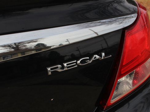 Used 2012 Buick Regal Leather image 43