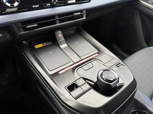 New 2026 Subaru Solterra AWD/4WD image 28