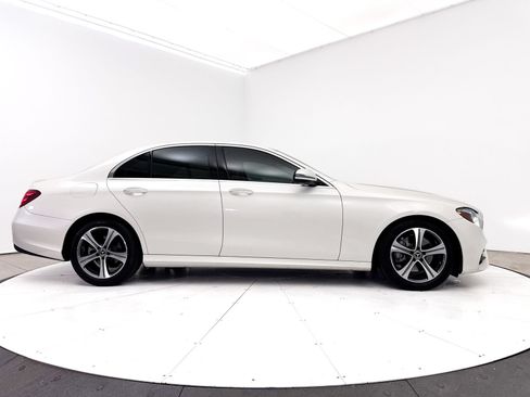 Used 2019 Mercedes-Benz E 300 image 40