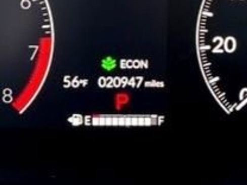 Certified 2023 Honda HR-V LX image 26