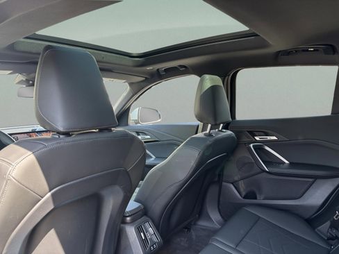 Used 2025 BMW X2 xDrive28i image 30