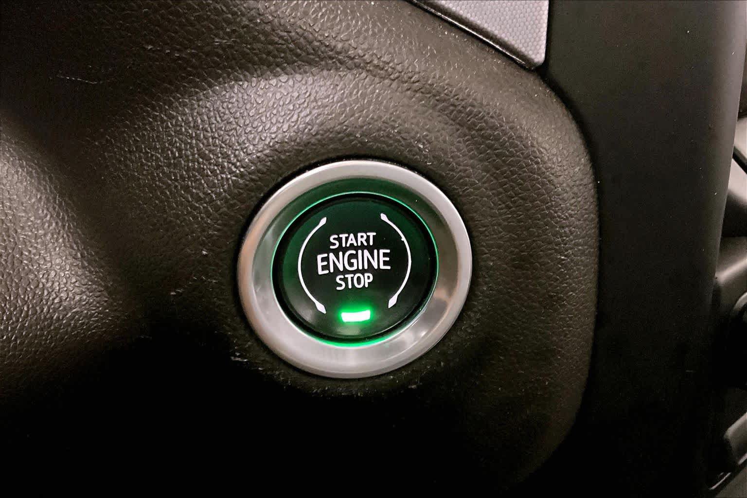 Used 2021 GMC Sierra 1500 SLT AWD/4WD image 30