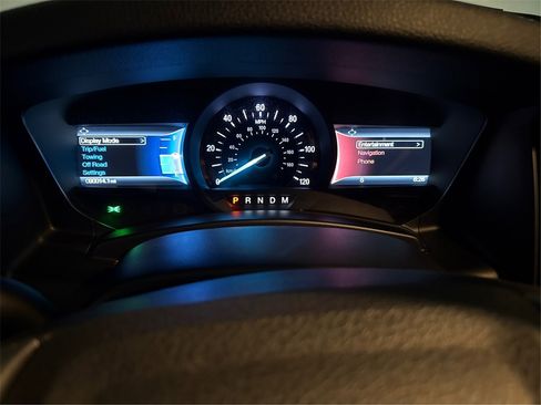 Used 2017 Ford Expedition EL Limited w/ Equipment Group 301A image 29