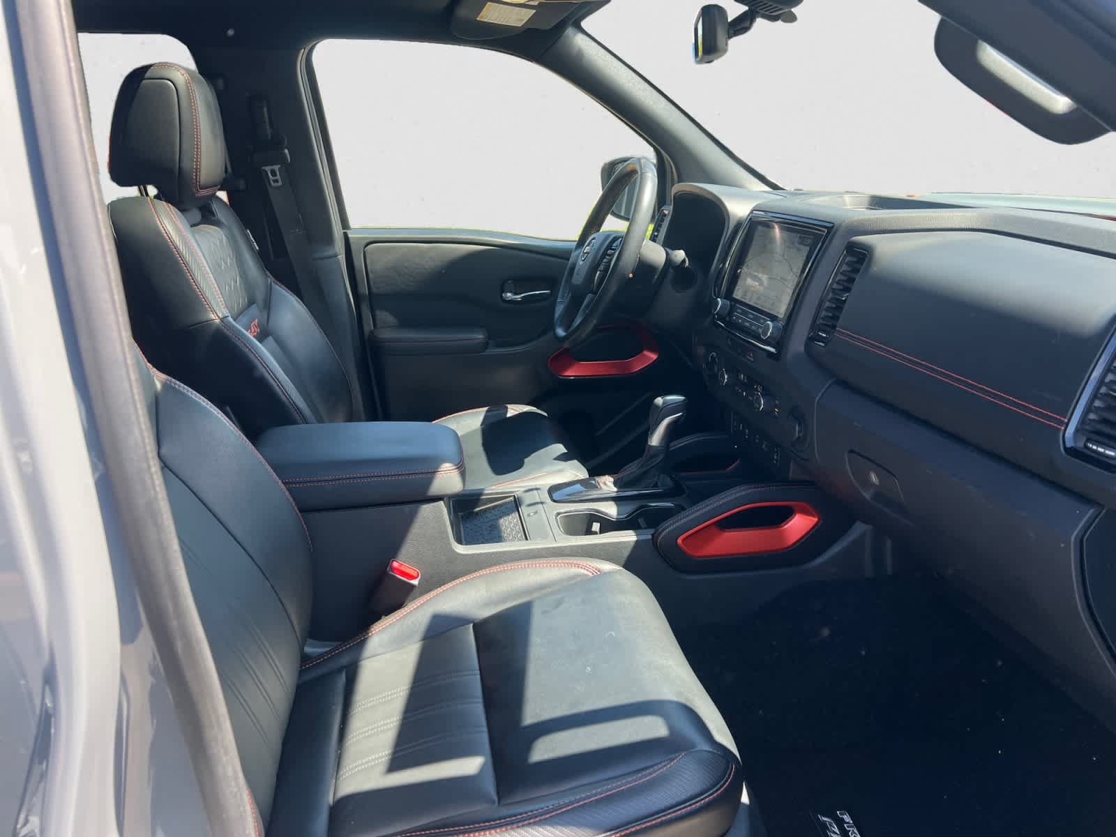 Certified 2023 Nissan Frontier PRO-4X w/ Pro-4X Premium Package AWD/4WD image 15