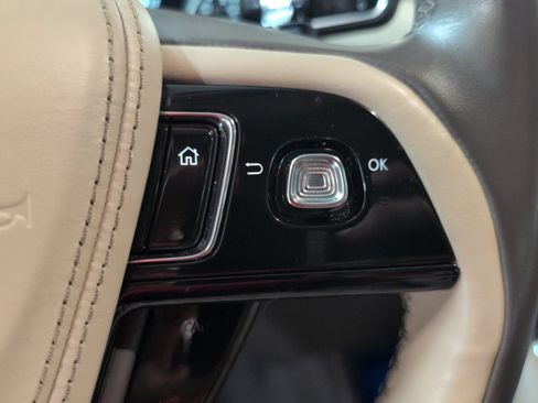 Used 2020 Lincoln Aviator Reserve w/ Equipment Group 202A AWD/4WD image 18