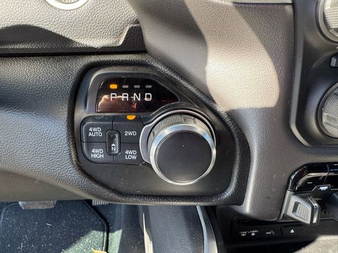 Used 2019 RAM 1500 Big Horn image 15