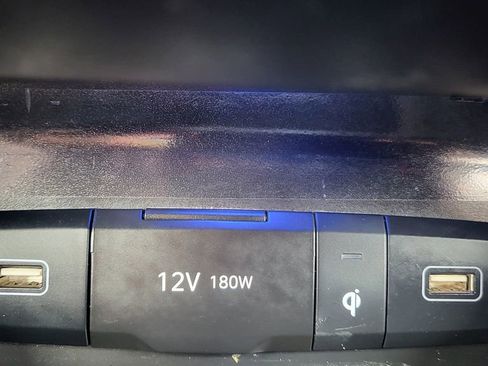 Used 2024 Hyundai Tucson Limited image 35