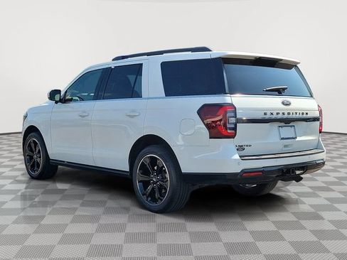 Certified 2023 Ford Expedition Limited RWD image 4
