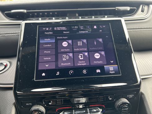 New 2025 Jeep Grand Cherokee Altitude image 33