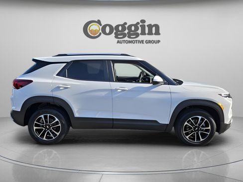 New 2026 Chevrolet TrailBlazer LT w/ LT Cold Weather Package image 5