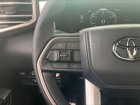 Used 2026 Toyota Tundra Limited image 23