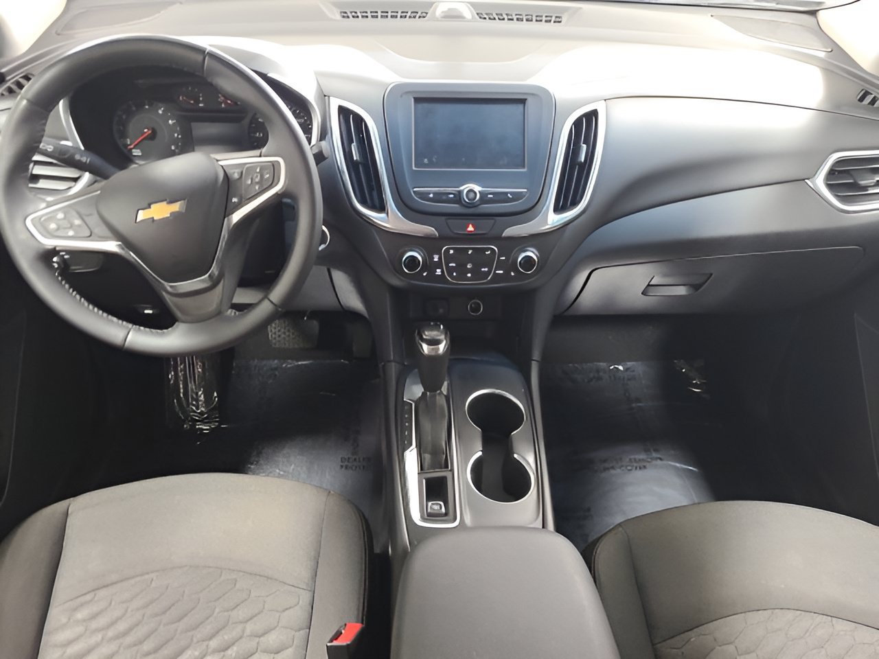 Used 2018 Chevrolet Equinox LT FWD image 22