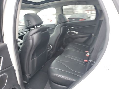Used 2024 Acura RDX SH-AWD image 27