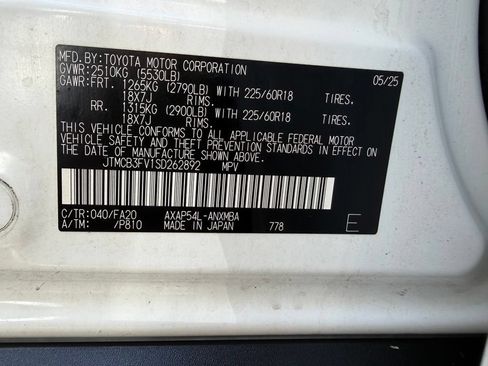 Used 2025 Toyota RAV4 SE AWD/4WD image 36