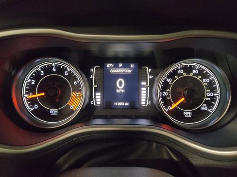 Used 2014 Jeep Cherokee Latitude FWD image 23
