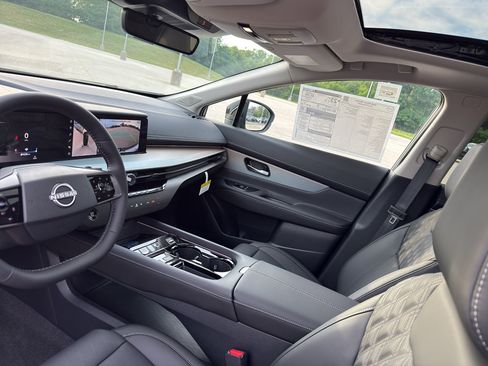 New 2026 Nissan Murano Platinum w/ Cargo Package AWD/4WD image 26
