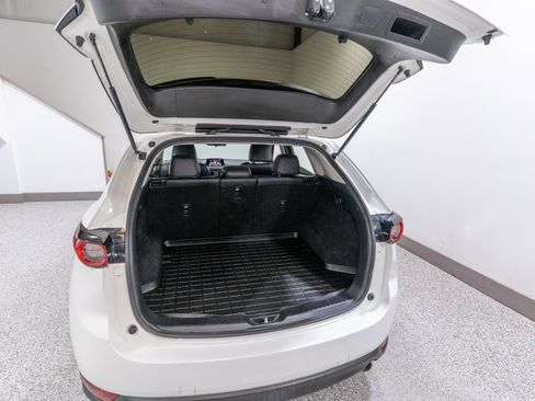 Used 2019 MAZDA CX-5 Touring FWD image 29
