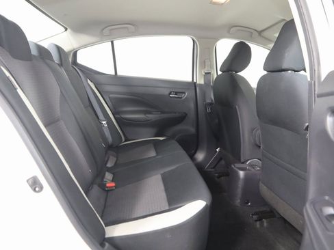 Used 2020 Nissan Versa SV image 11