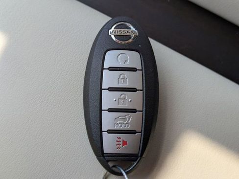 Used 2020 Nissan Murano Platinum w/ Cargo Package image 34