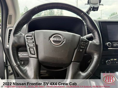 Used 2022 Nissan Frontier SV AWD/4WD image 18