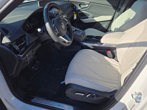New 2025 Acura RDX SH-AWD image 21