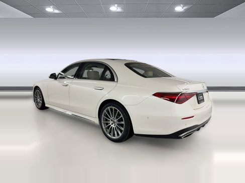 Certified 2022 Mercedes-Benz S 580 4MATIC Sedan image 3