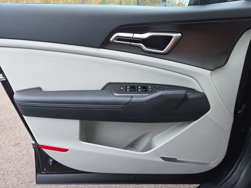 New 2026 Kia Sportage EX w/ EX Panorama Roof Package image 15