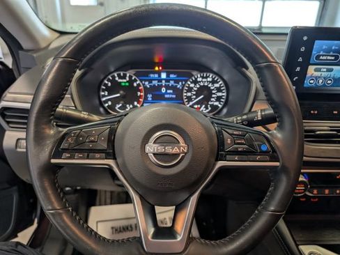 Used 2023 Nissan Altima 2.5 SL AWD/4WD image 17