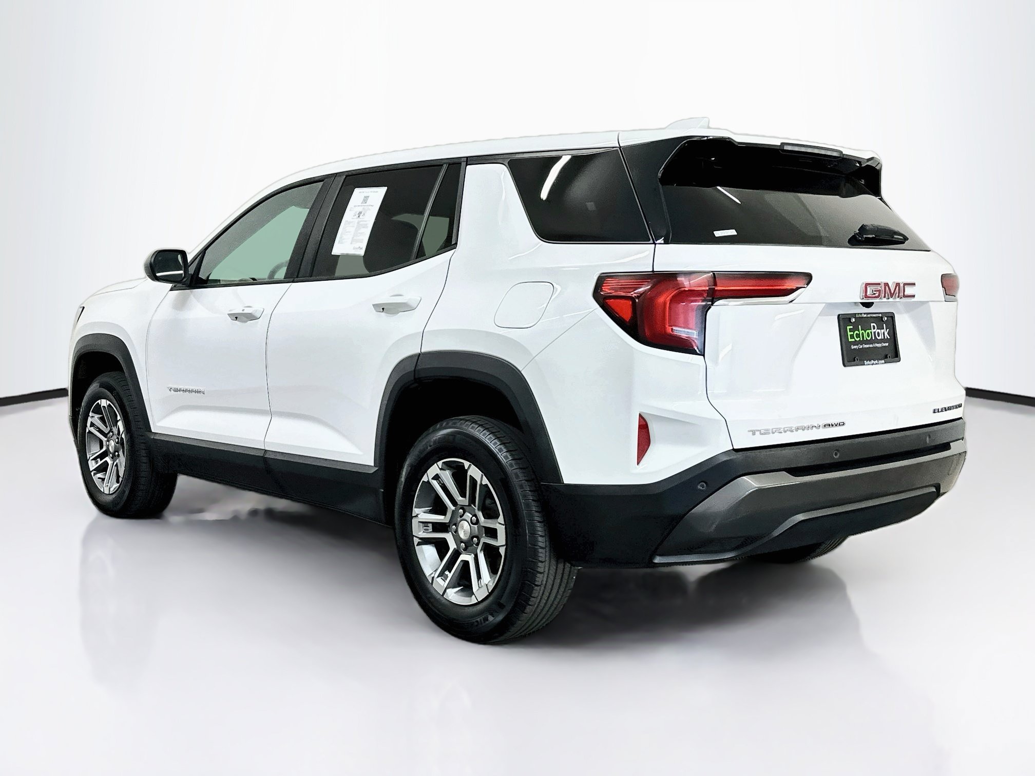 Used 2025 GMC Terrain Elevation AWD/4WD image 5