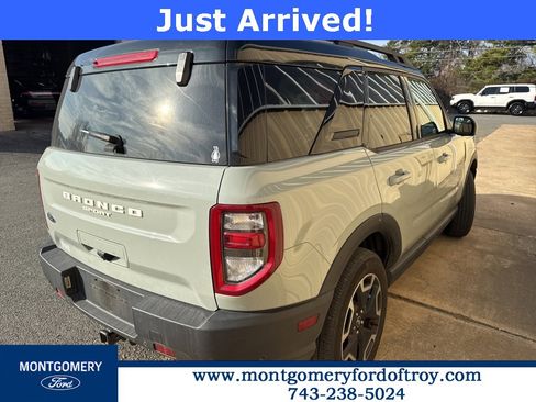 Used 2022 Ford Bronco Sport Outer Banks w/ Tech Package image 3