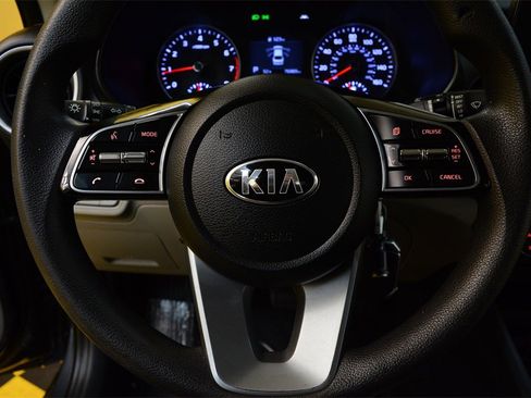 Used 2019 Kia Forte LXS image 52