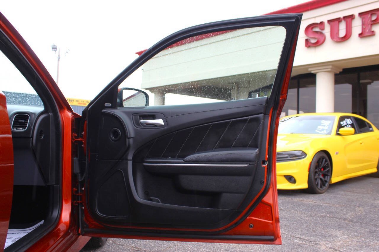 Used 2021 Dodge Charger GT w/ Plus Group RWD image 9