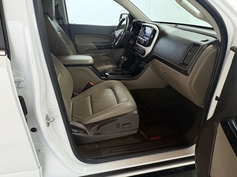 Used 2015 GMC Canyon SLT image 25