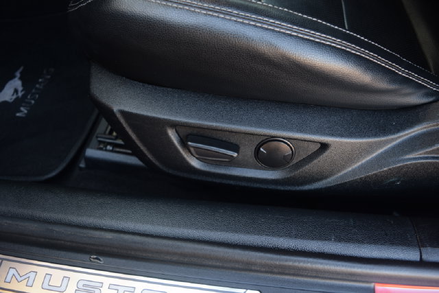 Used 2021 Ford Mustang Premium RWD image 17