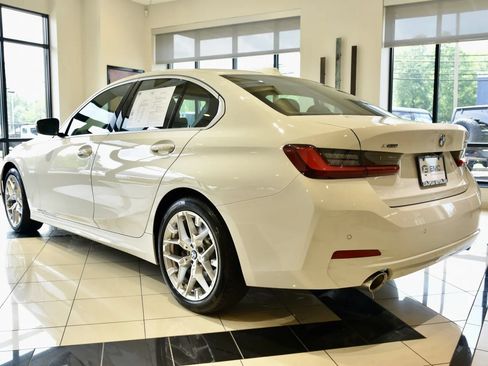 Used 2025 BMW 330i xDrive Sedan AWD/4WD image 4