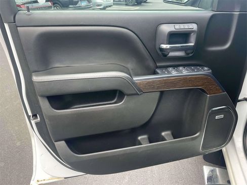 Used 2018 GMC Sierra 1500 Denali image 15