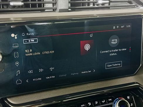 Used 2024 GMC Sierra 1500 AT4 w/ AT4 Preferred Package image 17