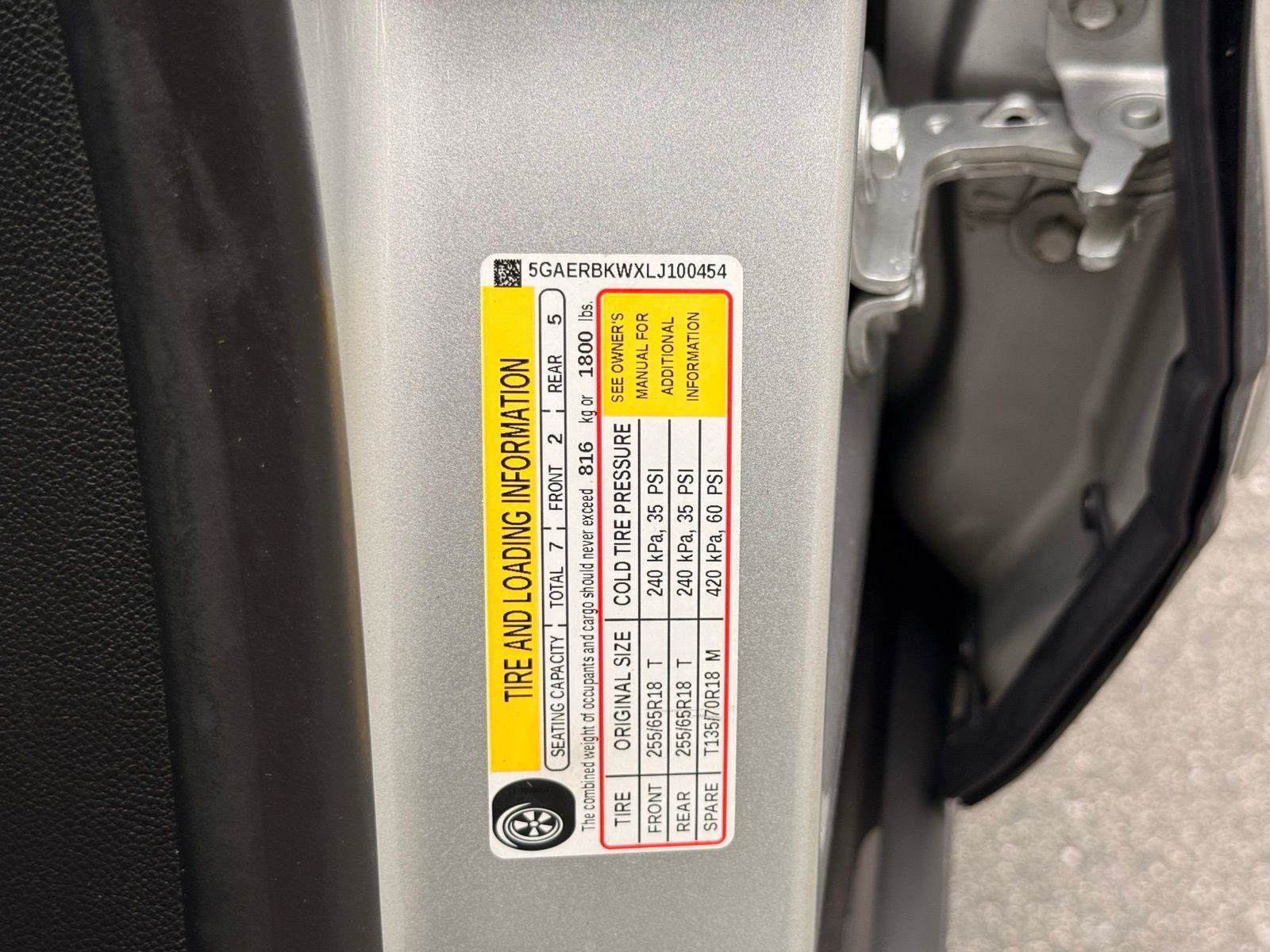 Used 2020 Buick Enclave Essence FWD image 44