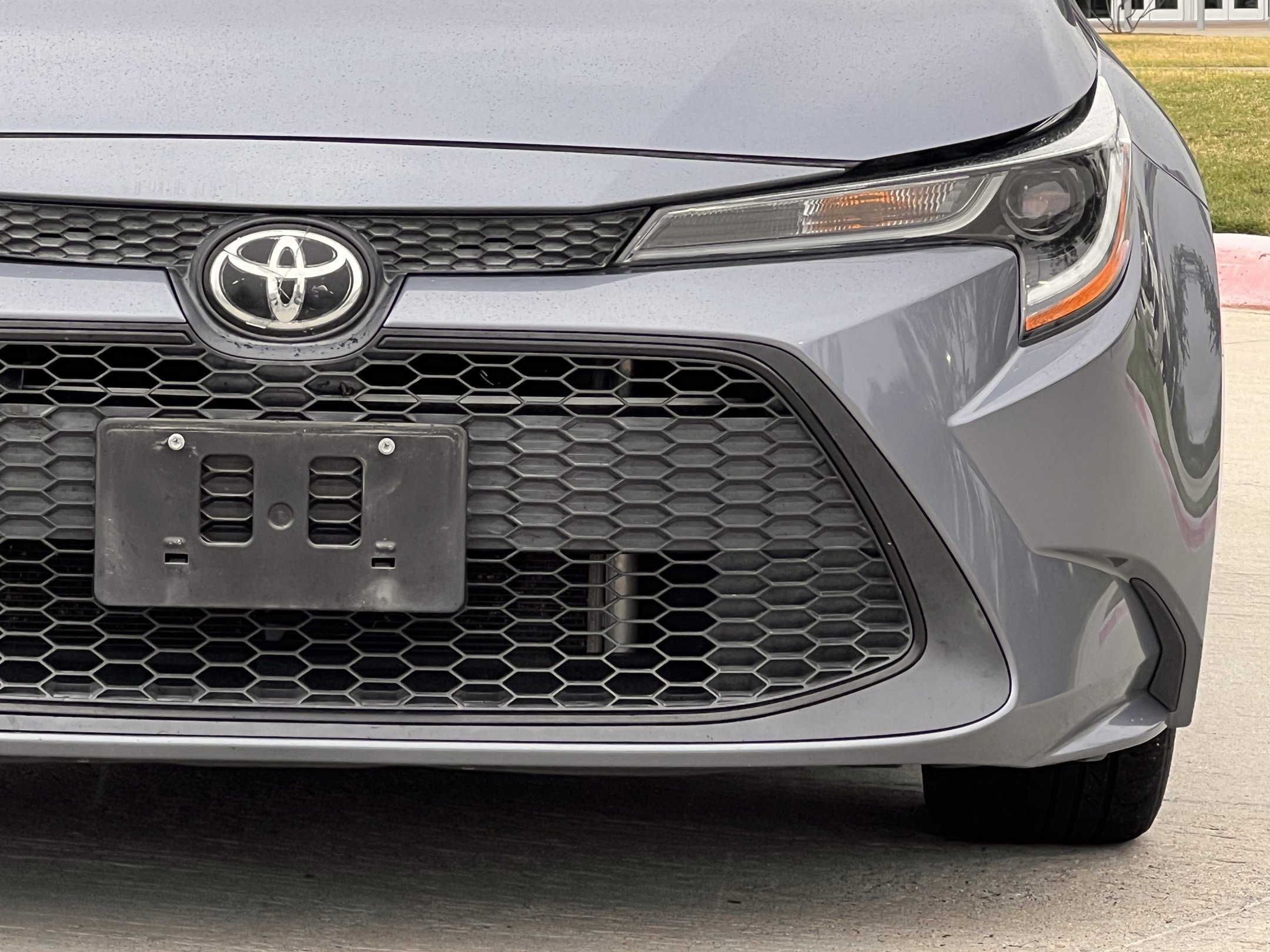 Used 2022 Toyota Corolla LE FWD image 10