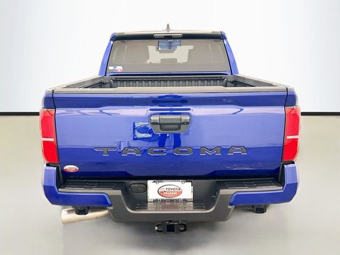 Used 2025 Toyota Tacoma SR5 RWD image 5