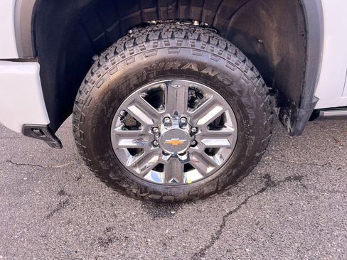 New 2026 Chevrolet Silverado 2500 High Country w/ Technology Package image 12