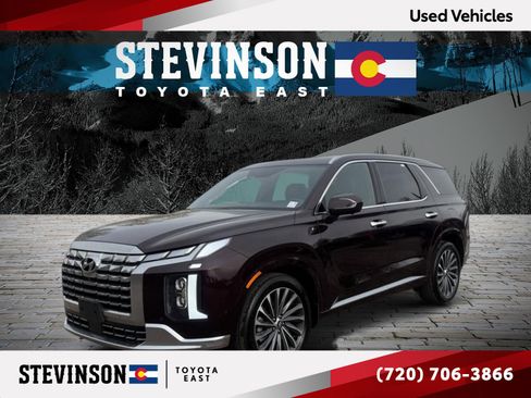 Used 2023 Hyundai Palisade Calligraphy w/ Cargo Package FWD image 1