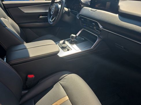 Used 2025 MAZDA CX-90 3.3 Turbo S w/ Premium Package image 12