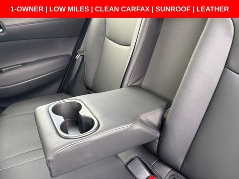 Used 2026 Toyota Corolla Cross XLE w/ Convenience Package FWD image 12