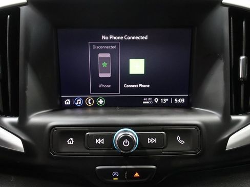 Used 2024 GMC Terrain SLE image 28